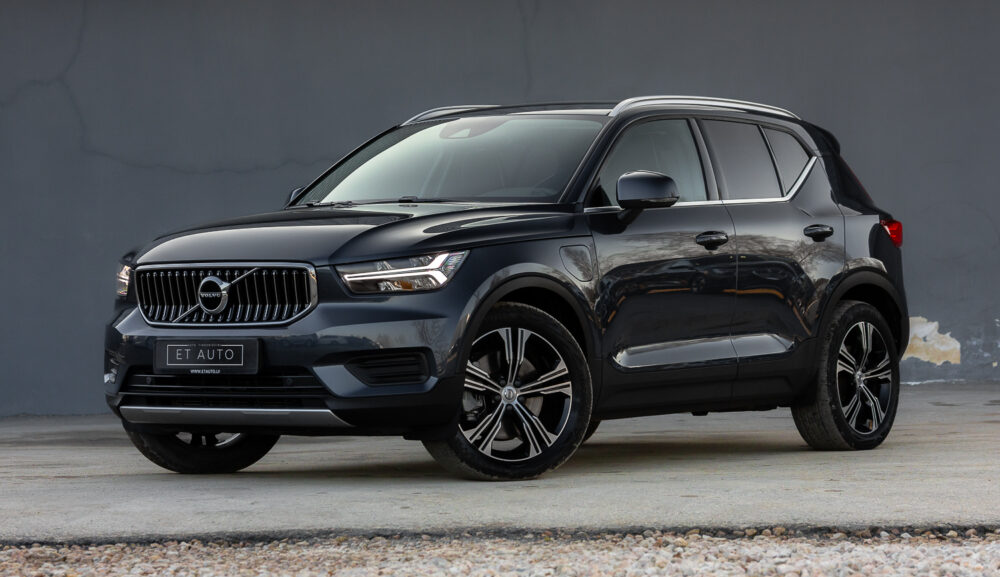 VOLVO XC40 T4 RECHARGE