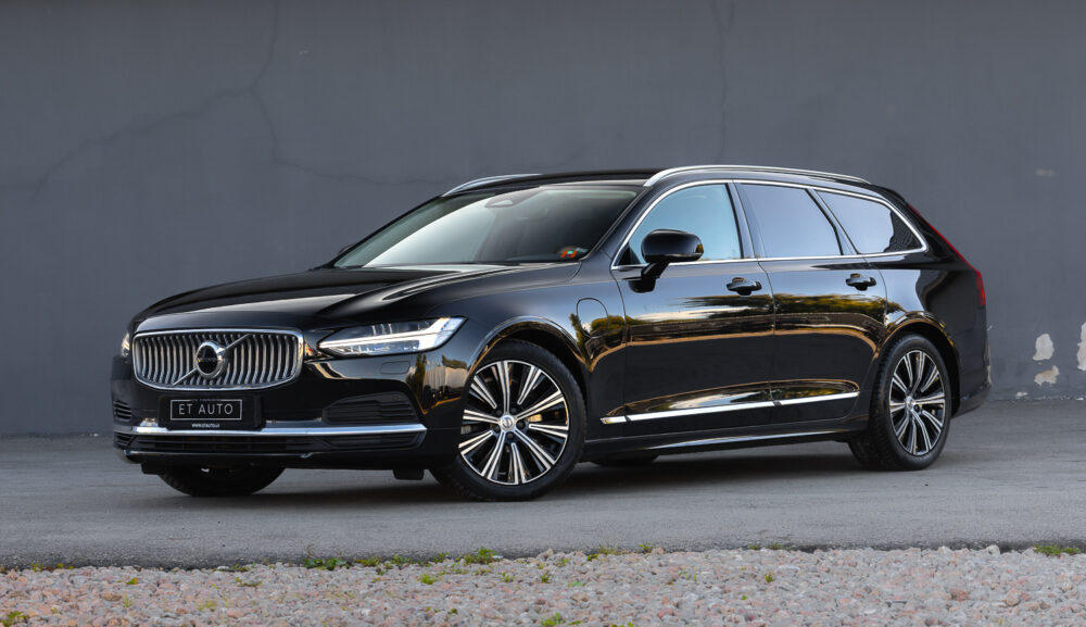 VOLVO V90 T6